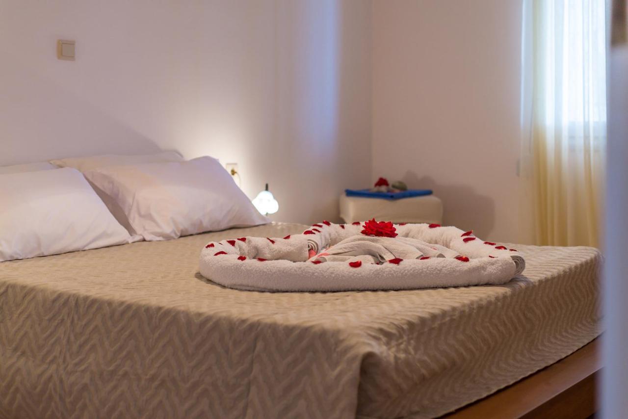 Villa Vamagia Plaka  Esterno foto